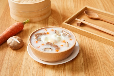 窝蛋牛肉粥