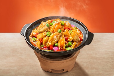 赚钱餐饮连锁项目再掀热潮：鸡公煲加盟模式成创业新宠
